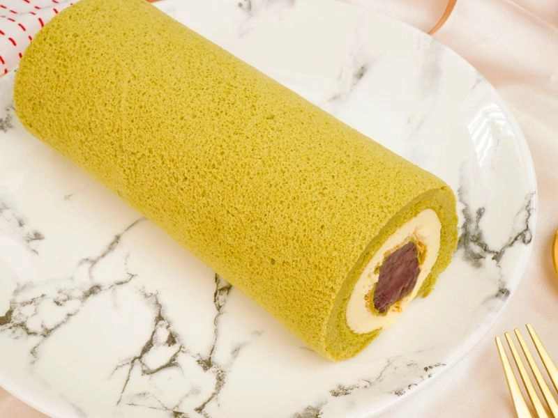 抹茶雙色紅豆米蛋糕捲 